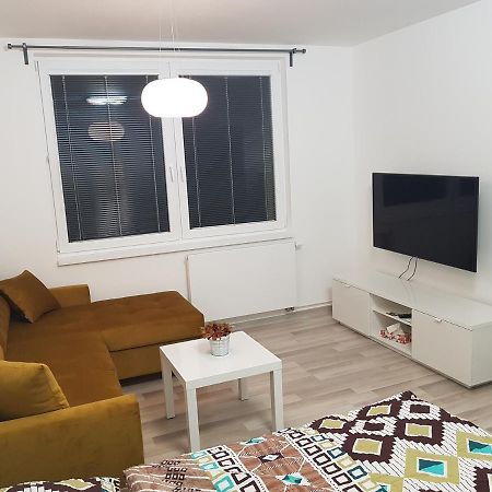 1+1 Znojmo Daire Dış mekan fotoğraf